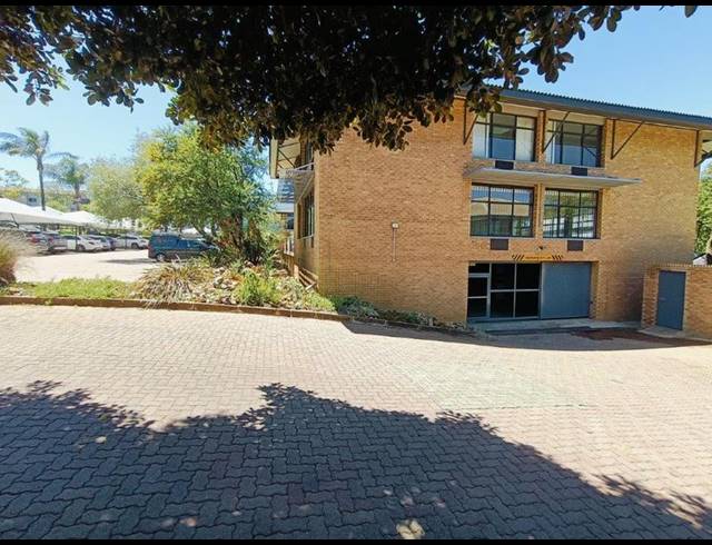 BUSINESS PROPERTY TO RENT IN HALFWAY GARDENS